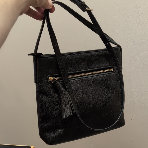 Kate Spade Stylish Black Leather Purse - Picture 2 of 10